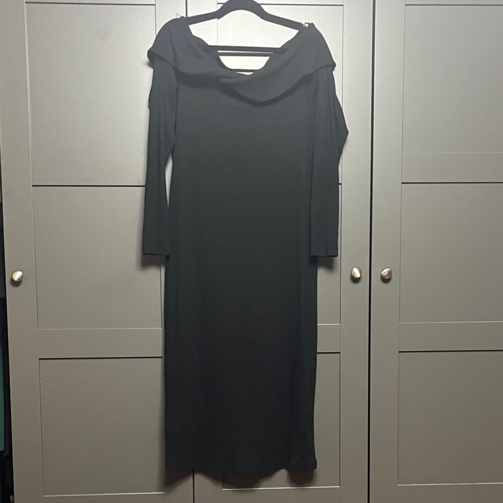 Universal Thread Black Off-Shoulder Long Sleeve Midi Dress